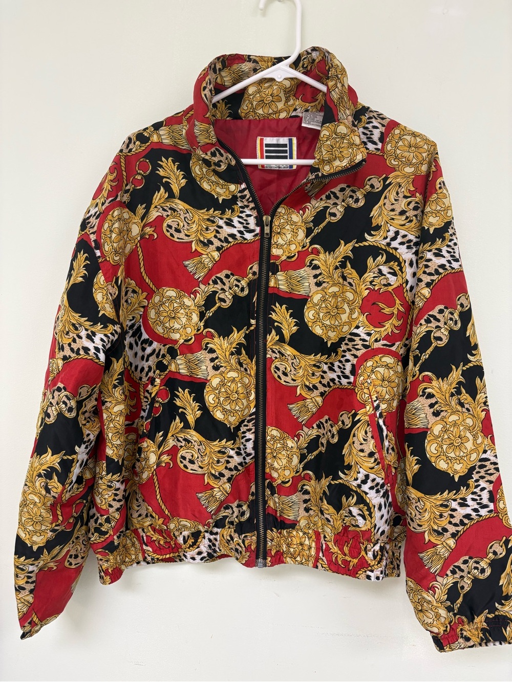 Vtg. Red & Black Baroque Print Zip Jacket unisex, size L